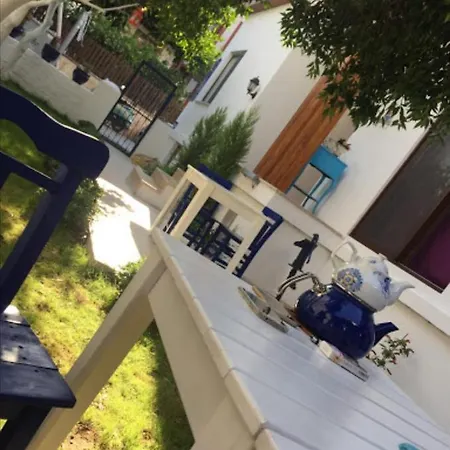 Hotel Lacivert Akyaka *